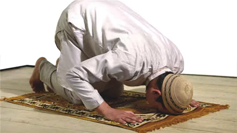 موعد أذان العشاء اليوم ومواقيت الصلاة بالتوقيت المحلي لمحافظات مصر