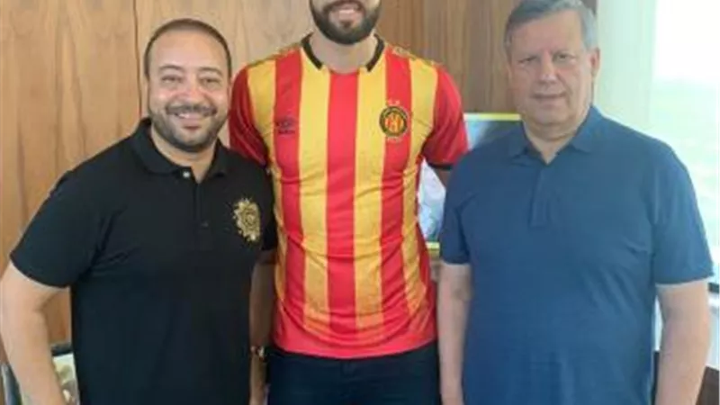 عاجل.. أول رد فعل من الزمالك بعد تعاقد الترجي مع النقاز