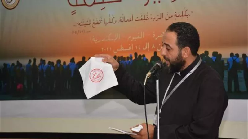 صور.. «الكاثوليكية» تطلق مسيرة كلمة لشباب الكنيسة