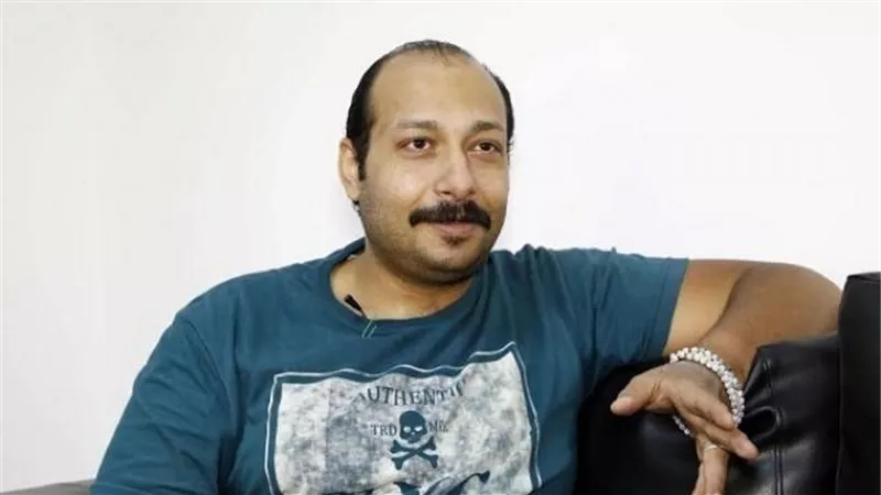 محمد ثروت ضيف شرف ”الغسالة” أمام أحمد حاتم وهنا الزاهد