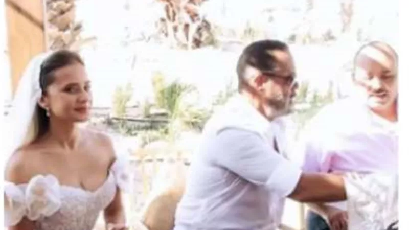 عقد قران نيللى كريم على هشام عاشور بشهادة جمال العدل