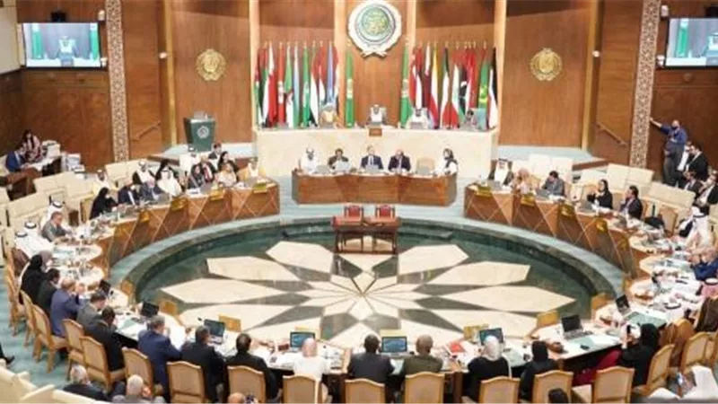 البرلمان العربي يؤكد على ضرورة تعزيز الملاحة البحرية في المنطقة