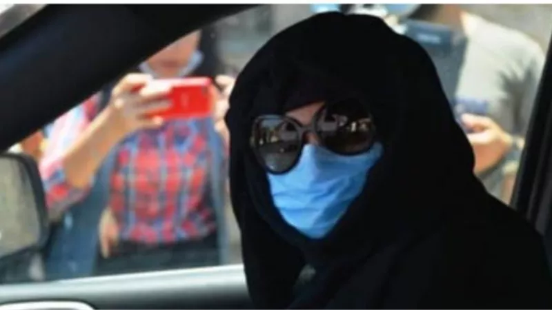 لهذا السبب تنكرت فيفي عبده في جنازة رجاء الجداوي