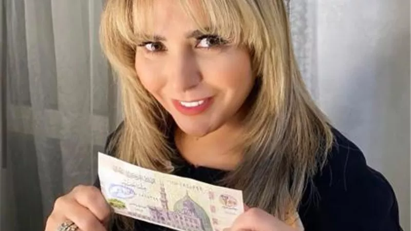 صابرين تروج لفيلمها الجديد ”200 جنيه” عبر ”انستجرام”