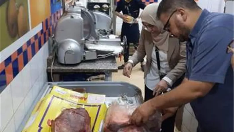 تقرير خطير.. مخالفات تموينية بالجملة في الجيزة خلال الشهر الماضي
