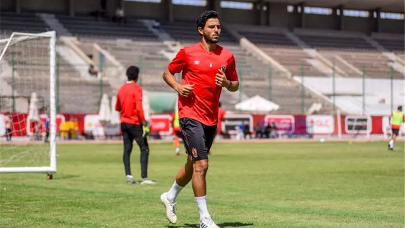 حمدي فتحي يعود لتدريبات الأهلي المصري لأول مرة منذ سبعة أشهر