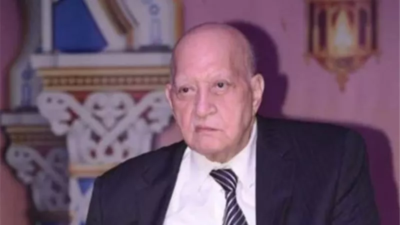 لم يحضر أحد.. غياب نجوم الفن عن جنازة الكاتب فيصل ندا