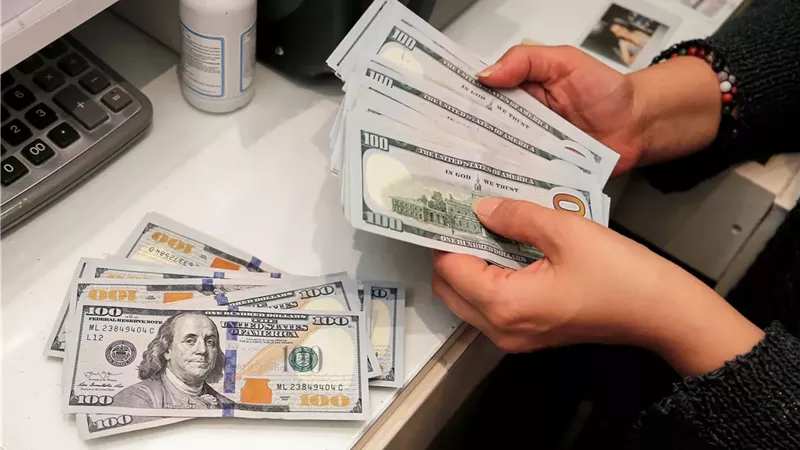 أسعار العملات الأجنبية.. سعر الدولار اليوم الاثنين 3-2- 2025 مقابل الجنيه المصري