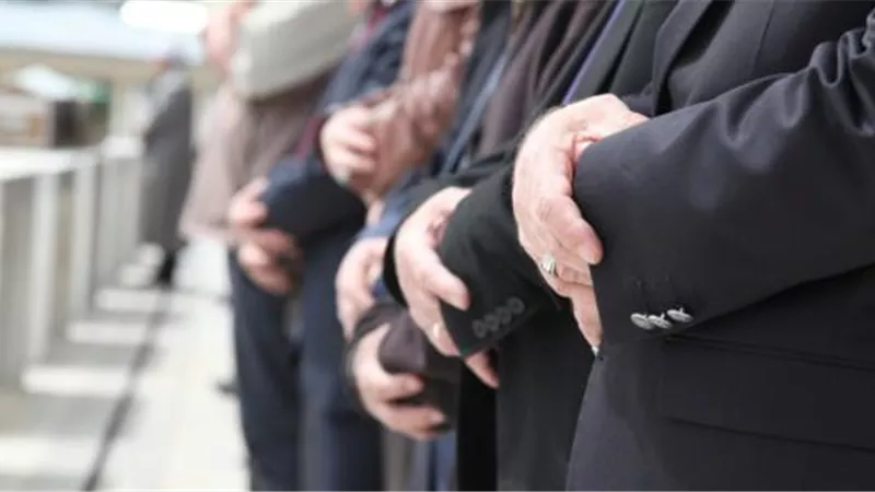 هل نعاود الصلاة إذا انتقض الوضوء أثناء التشهد الأخير؟
