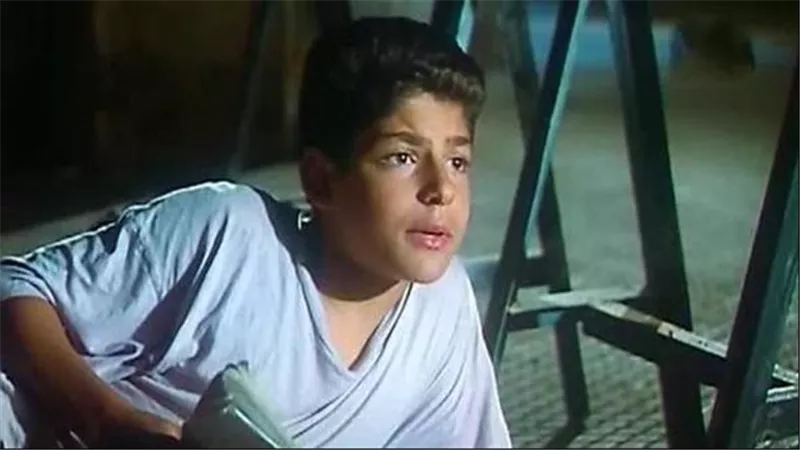  كواليس مأساوية في حياة حسن مظهر نجم فيلم الجراج.. بعد وفاته 