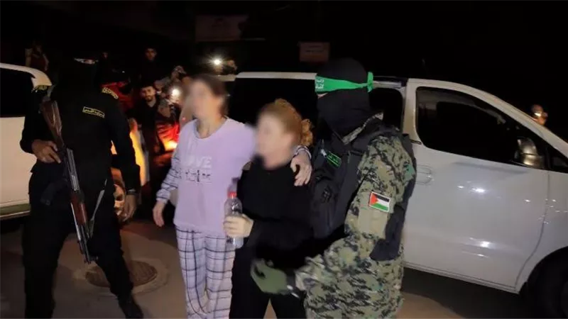 من بينهم أربيل يهود.. تفاصيل الإفراج عن ثمانية رهائن جدد الخميس