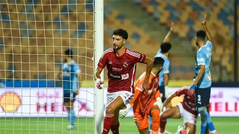 نجم بيراميدز يعرض نفسه على الأهلي.. الغندور يفجرها