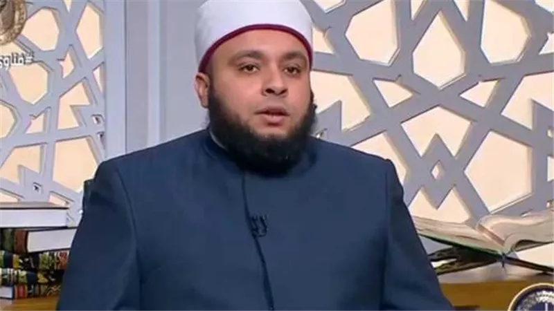 التسول الإلكتروني حرام شرعًا ..أمين الفتوى يُحذر من استغلال وسائل التواصل الاجتماعي