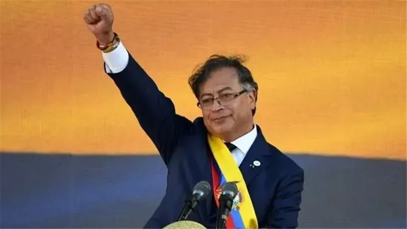 رئيس كولومبيا: سأعتذر لترامب في حال كنت متورط في مذابح غزة