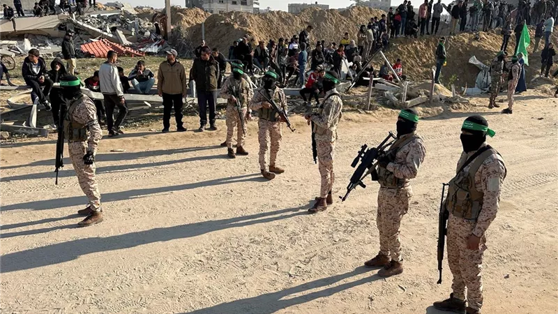 نتنياهو يعرقل عملية الإفراح عن الأسري الفلسطينيين وتحرك عاجل من حماس