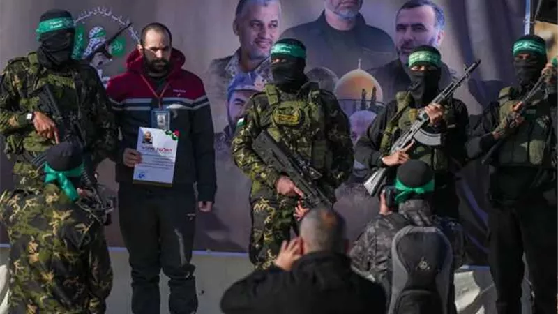قائمة الأسرى الفلسطينيين المفرج عنهم اليوم ضمن الدفعة الرابعة من الصفقة