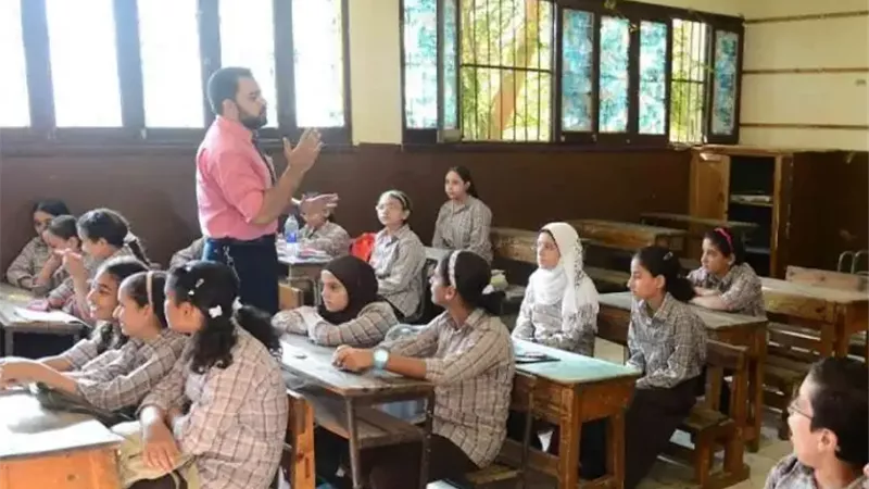 وظيفة معلم مادة بوزارة التربية والتعليم.. اعرف المؤهلات المطلوبة