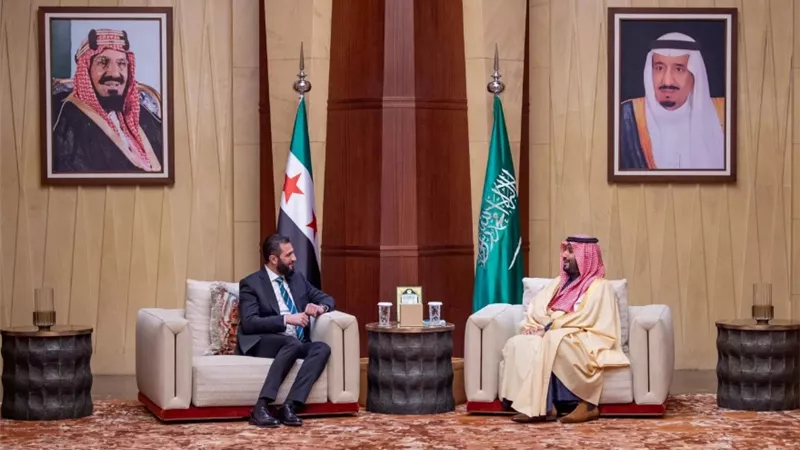 تفاصيل مباحثات ولي العهد السعودي وأحمد الشرع في السعودية