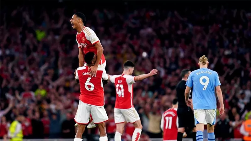 أرتيتا يعلن تشكيل أرسنال ضد مانشستر سيتي في الدوري الإنجليزي
