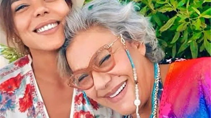 أسرار علاقة ناهد السباعي بوالدتها الراحلة.. مفاجآت لأول مرة