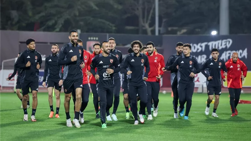 أجنبي جديد على أبواب الرحيل من النادي الأهلي بسبب معلول 