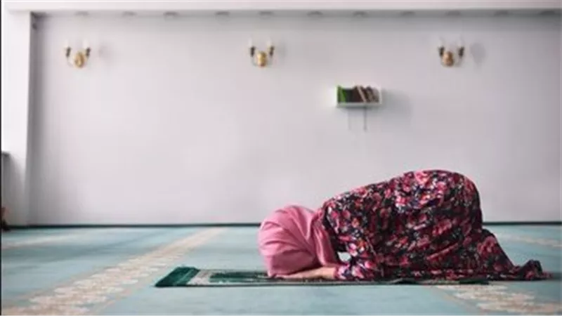 مواقيت الصلاة اليوم السبت 22 رمضان في المحافظات.. حافظ عليها 