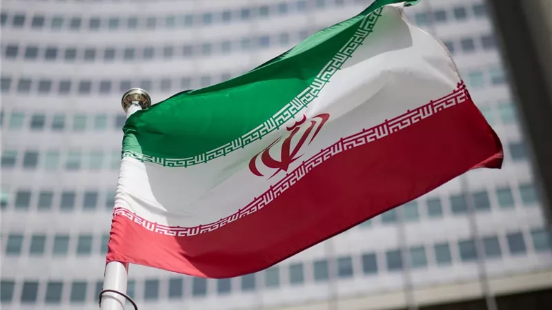 دشنها الحرس الثوري.. معلومات عن أول حاملة طائرات مسيرة إيرانية