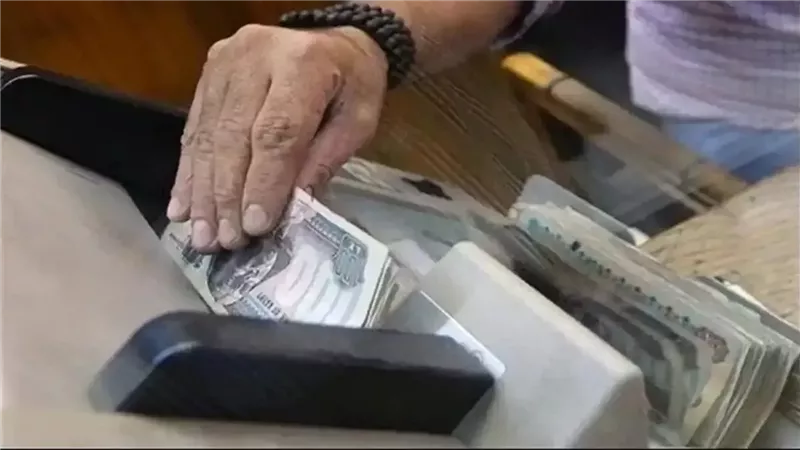 حزمة اجتماعية جديدة.. تفاصيل زيادة المرتبات 2025 والمعاشات في مصر