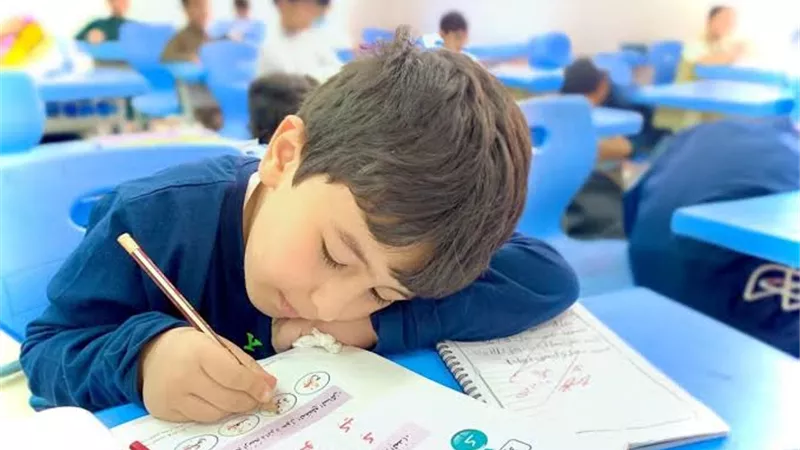 حقيقة تخفيف المناهج الدراسية ورفع الغياب في رمضان 2025