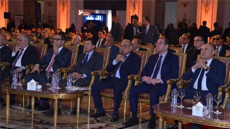 وزير الكهرباء يكشف تفاصيل توطين صناعة المهمات الكهربائية بالشراكة مع القطاع الخاص
