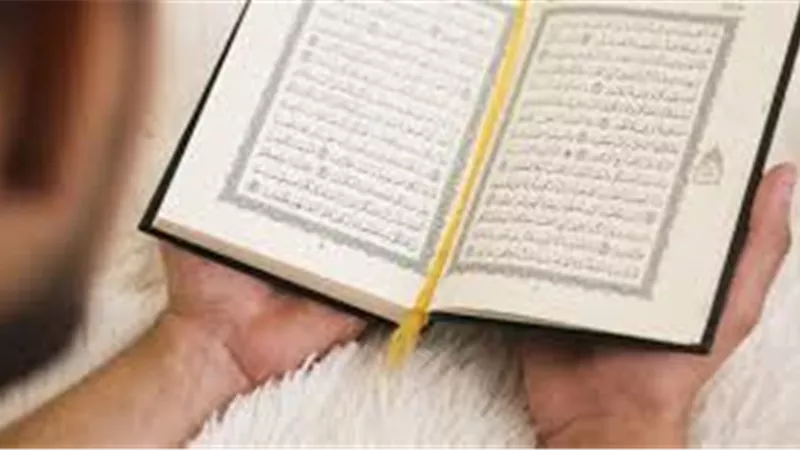 ما أجر ختم القرآن الكريم في رمضان 2025 للمفطر بعذر؟.. الافتاء توضح 