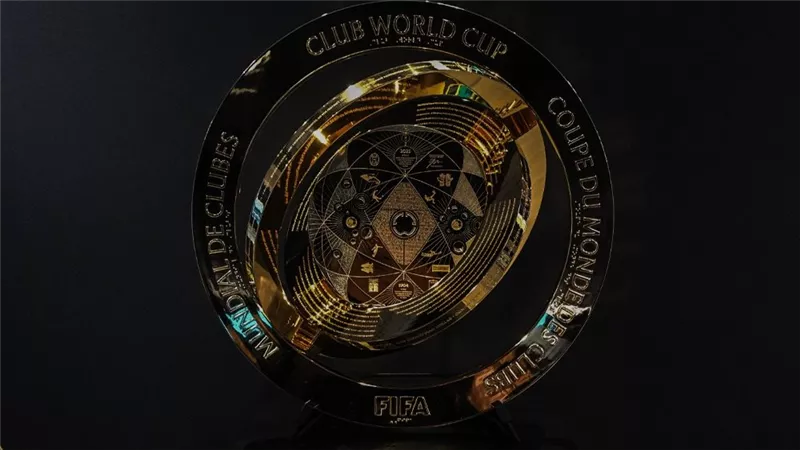 الأهلي يستقبل كأس العالم للأندية 2025 ويعلن موعد حفل الاستاد الجديد.. تفاصيل