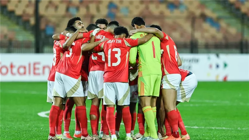 ضربة قوية لـ النادي الأهلي قبل مواجهتي الإسماعيلي والزمالك 