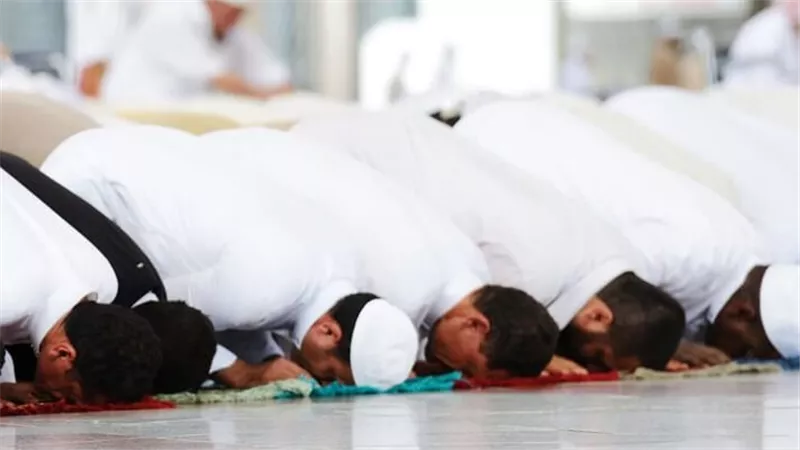 موعد أذان العشاء اليوم الثلاثاء في محافظات مصر المختلفة 