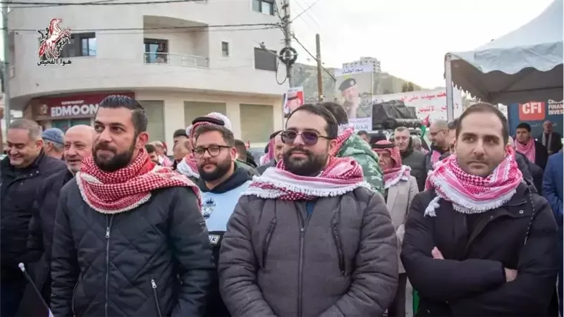 الأردنيون يحتفلون في الشوارع بموقف العاهل الأردني الرافض للتهجير 