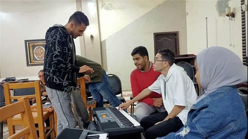 حكم استخدام الموسيقى في التعليم والتسويق الإلكتروني وفق الشريعة الإسلامية