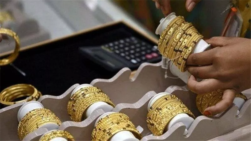 تقلبات كبيرة في اسعار الذهب اليوم الجمعة بالمصنعية بالعيارات كافة