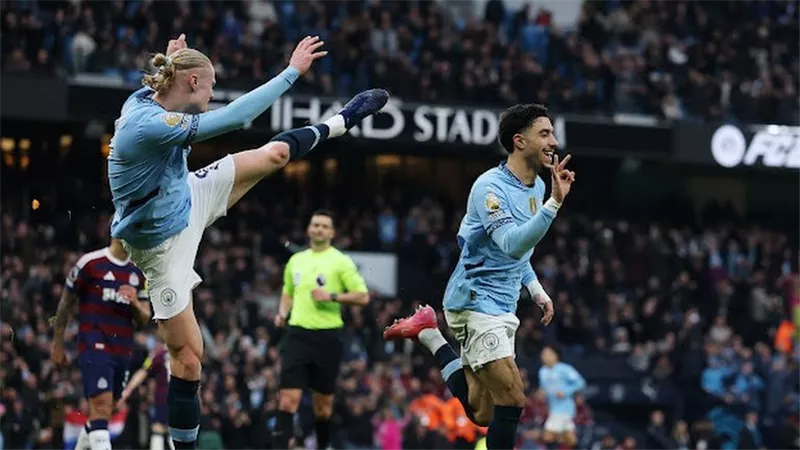عمر مرموش يقود مانشستر سيتي لفوز ثمين على نيوكاسل في الدوري الإنجليزي