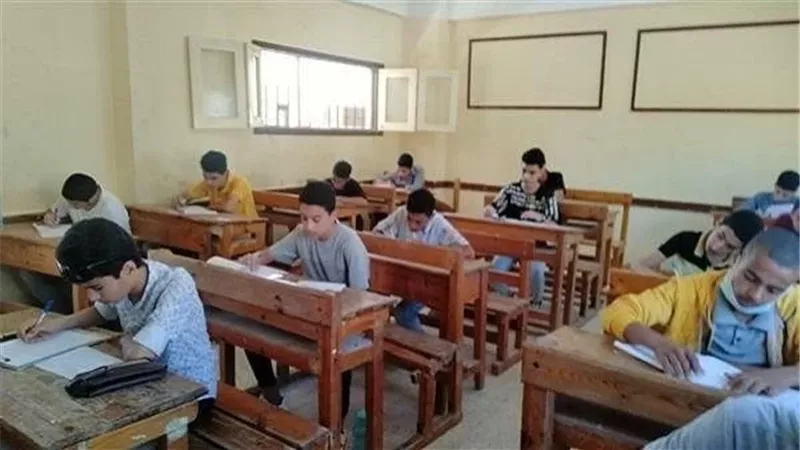 مواعيد امتحانات الترم الثاني 2025 واستعدادات الطلاب