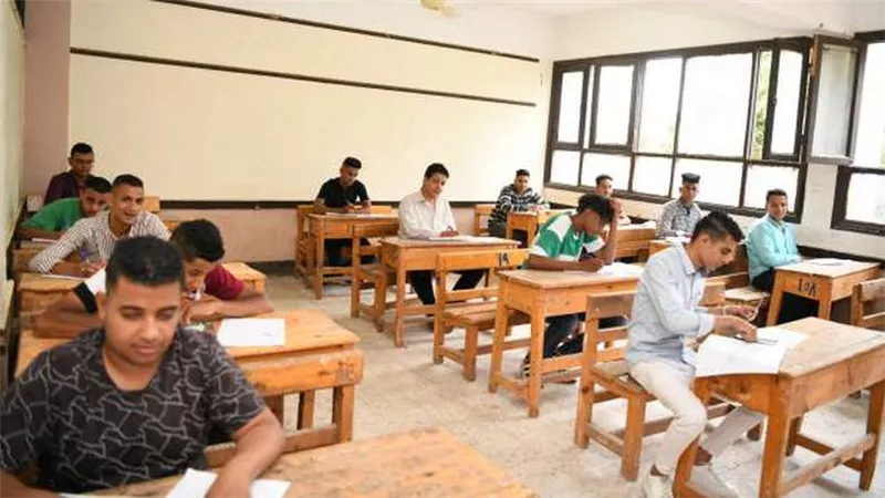 مواعيد امتحانات الترم الثاني 2025 لجميع الصفوف الدراسية.. تواريخ هامة