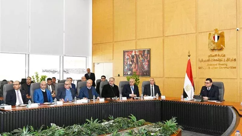 وزير الإسكان يكشف مستجدات تنفيذ 100 ألف وحدة ضمن مبادرة سكن لكل المصريين