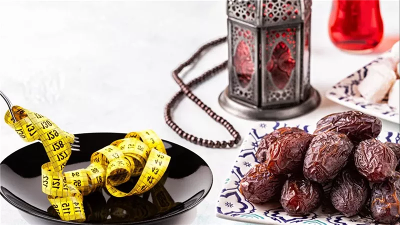 خطة غذائية وأطعمة لحرق الدهون في رمضان.. من الإفطار إلى السحور