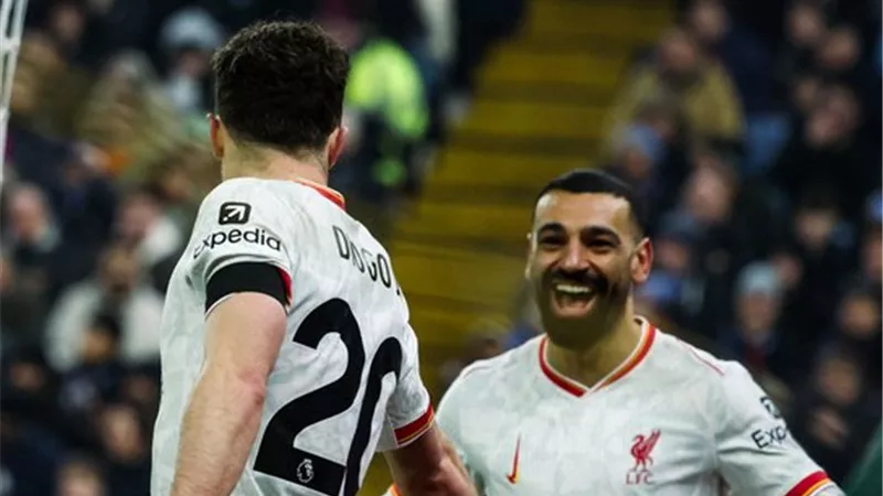 ترتيب الدوري الإنجليزي بعد تعادل ليفربول مع أستون فيلا 