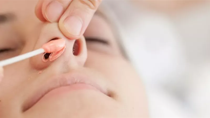 إزالة شعر الأنف بالليزر أم بالطرق التقليدية؟.. إليك الحل الأمثل