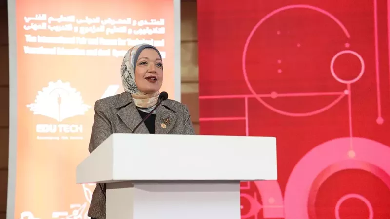 اعتماد 6 مراكز لتطوير مهارات القرن الـ21.. أمين صندوق تطوير التعليم يكشف التفاصيل