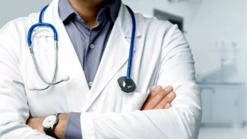 وزارة العمل تعلن وظائف طبية في السعودية برواتب تصل إلى 70 ألف ريال