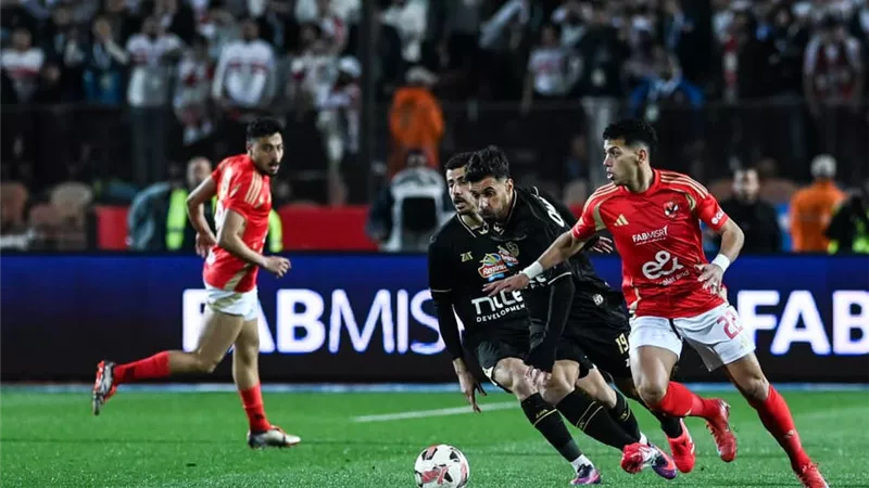 مباراة القمة بين الأهلي والزمالك.. شوط أول سلبي والأحمر يتفوق في الإحصائيات