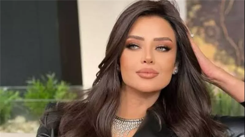 محاكمة بلوجر أمام المحكمة الاقتصادية بتهمة سب وقذف رضوى الشربيني