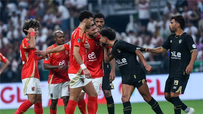 بث مباشر مباراة الأهلي ضد الزمالك في قمة الدوري المصري (1-1)
