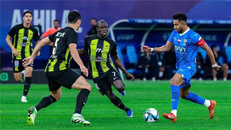 الكلاسيكو السعودي.. شاهد مباراة الاتحاد ضد الهلال في دوري روشن